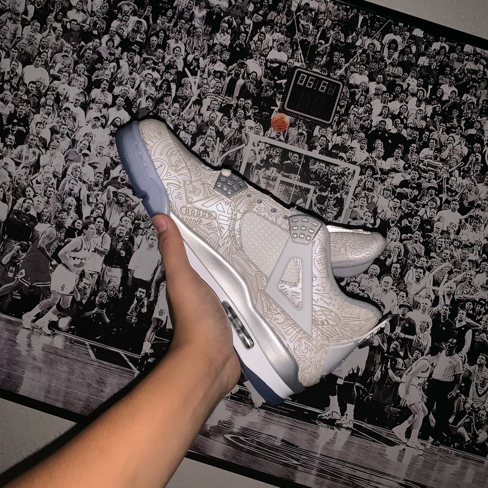 Air Jordan laser 4s - Picture 3 of 3